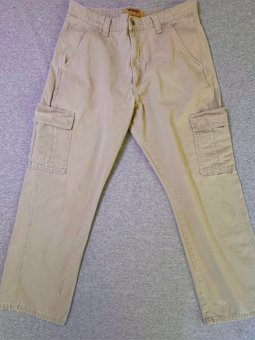 Wrangler Authentics Men's Relaxed Fit Cargo Pants Tan Khaki 33x30 ZM6LGKO
